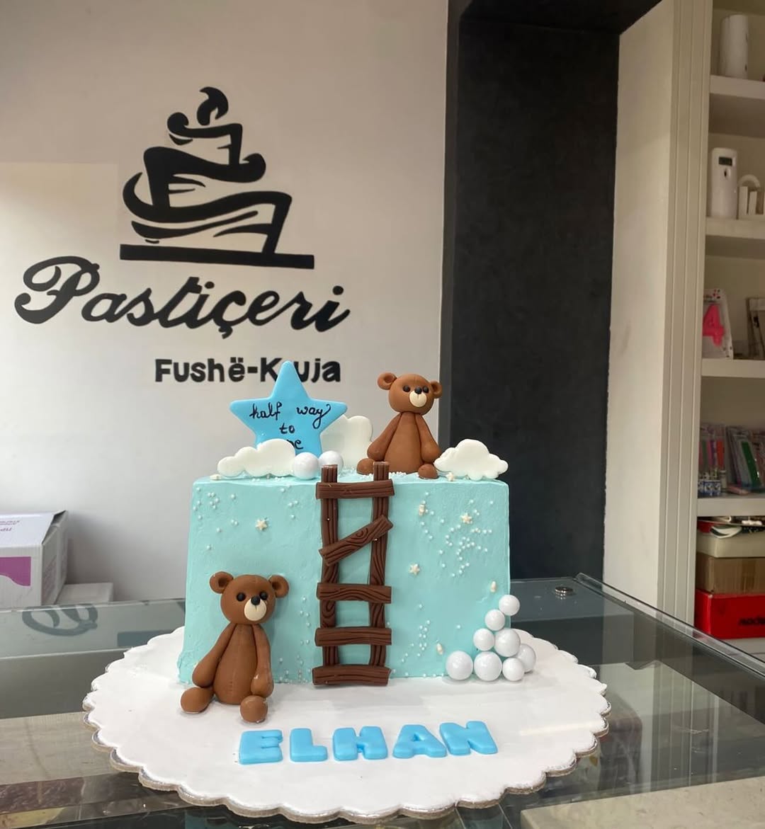 Delicious cakes and pastries from Pasticeri Fushë Kruja | Ëmbëlsira dhe torta_tE shijshme nga Pasticeri Fushë Kruja